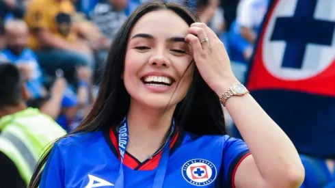Melissa Riva es la voz oficial de Cruz Azul.