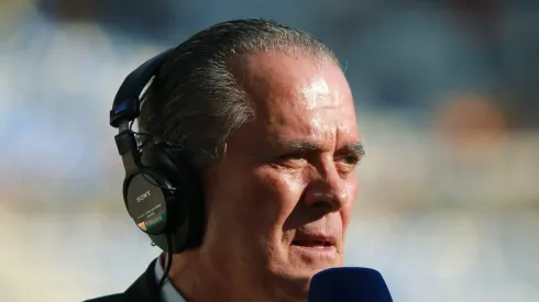 Los cementeros se mofaron del periodista después de que confundiera el nombre del delantero griego.