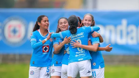 Las cementeras volvieron al triunfo y ahora se ilusionan con la posibilidad de alcanzar un lugar que dé acceso a la próxima ronda.