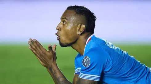 Prensa internacional golpeó a Willer Ditta tras la derrota de Colombia