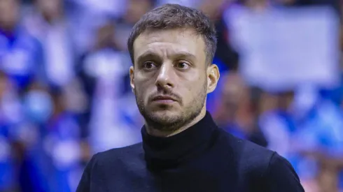 El entrenador de Cruz Azul deberá meter mano en el equipo contra Atlas.