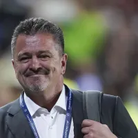 "No sea ridículo": Carlos Hermosillo explota contra el alcalde por clausurar el Estadio Azul