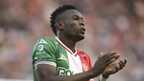 Diber Cambindo se quedaría en Necaxa.