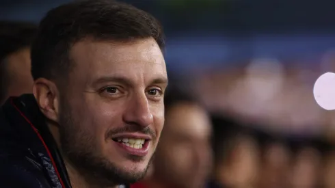 El entrenador argentino se ha convertido en todo un fenómeno y empiezan a conocerse historias de su pasado.