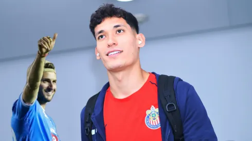 El canterano de los cementeros reconoció que el defensor mexicano es un futbolista que puede llegar a Europa.