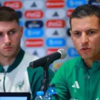 Palo durísimo de Santiago Giménez a Jaime Lozano: "Ahora sí recuperamos la identidad mexicana"