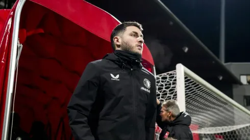 El delantero mexicano concedió una entrevista para TNT Sports en donde habló de su futuro en los terrenos de juego.