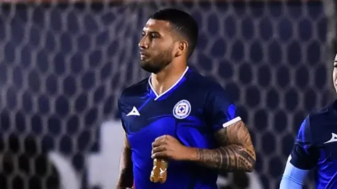 Juan Escobar reportó con Cruz Azul.