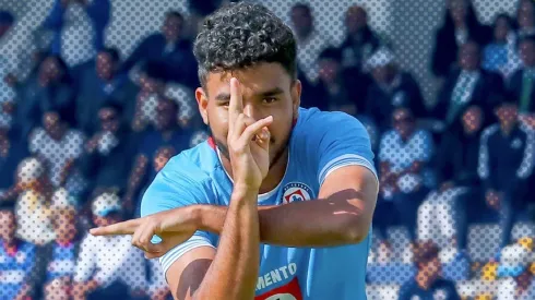 Samuel Espinosa se marchó de Cruz Azul rumbo a Mazatlán.