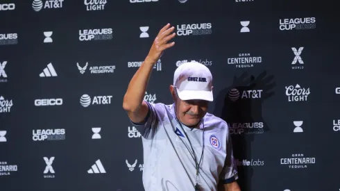 El entrenador brasileño criticó la salida del mediocampista y reconoce que no se le podrá sustituir.