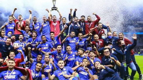 Tres Campeones de Cruz Azul podrían reencontrarse en Chivas.