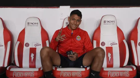 El mediocampista mexicano entró en la segunda mitad del partido que disputaron los rojiblancos contra el Necaxa en el Estadio Victoria.