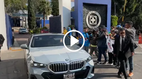 El entrenador argentino se encerró por varias horas en su despacho en las instalaciones de La Noria.