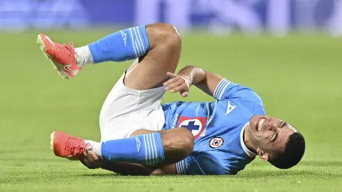 El mediocampista mexicano da la cara y se pronuncia después de la derrota de los cementeros contra los universitarios.