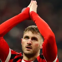 Sería multimillonario: La oferta que rechazó Santiago Giménez antes de fichar por el AC Milan