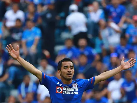 Afición de Cruz Azul explota contra Rafael Baca