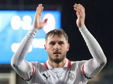 Santi Giménez podría jugar junto a una estrella mundial en Milan