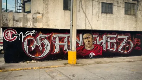 El entrenador de Cruz Azul guarda muy buenos recuerdos del Toluca y viceversa; un colectivo de fanáticos artistas lo quiere dirigiendo a los Diablos.