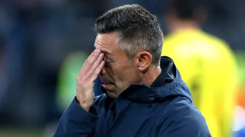 Pedro Caixinha llegó al Peixe en diciembre del 2024, y tras poco más de cuatro meses en el cargo firmó su salida del equipo.