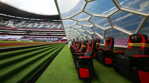 Los rojiblancos viven un momento complicado a nivel institucional y deportivo y buscan un nuevo responsable para el banquillo.