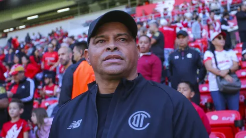 Carlos María Morales compartió vestidor con Vicente Sánchez en Toluca.