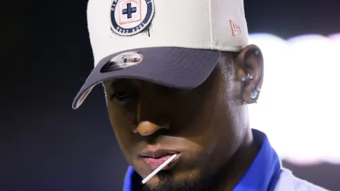 El defensor colombiano privatizó sus redes sociales después de conocerse el accidente en el que se vio involucrado.