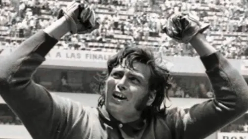 Los cementeros hicieron honor a una de sus principales leyendas y mejor portero de la historia en la institución.