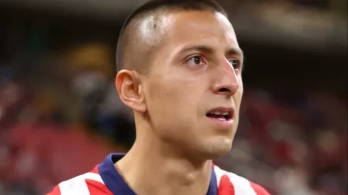 Roberto Alvarado, entre Chivas y Cruz Azul.