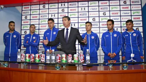 Yayo de la Torre eligió al peor fichaje de su gestión en Cruz Azul