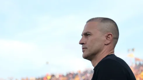 Los cementeros siguen en busca de entrenador a pesar del buen rendimiento de Vicente Sánchez.