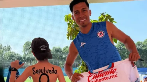 Ángel Sepúlveda le cumplió el sueño a un pequeño aficionado