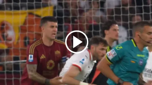 El canterano de Cruz Azul volvió a la titularidad con los rossoneri pero se hizo expulsar al minuto 21 de la primera parte.