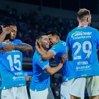 Según Adrián Esparza Oteo, Cruz Azul habría declarado intransferibles a tres figuras para el Apertura 2025