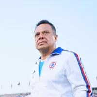 Afición de Cruz Azul deja un contundente pedido a Víctor Velázquez: “Dejen a Vicente Sánchez”
