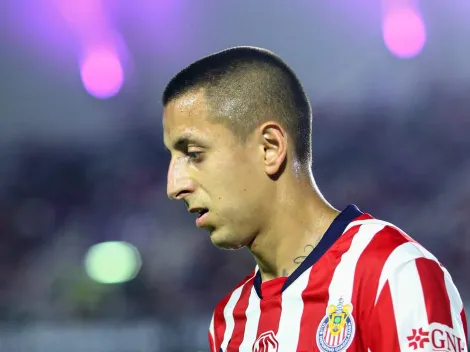 Futuro de Alvarado en Chivas podría cambiar por esta razón