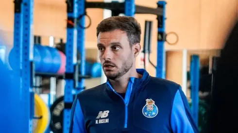 Martín Anselmi se prepara para disputar el Mundial de Clubes con Porto.