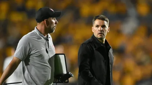 Nicolás Larcamón llegaría con parte de su cuerpo técnico a Cruz Azul.