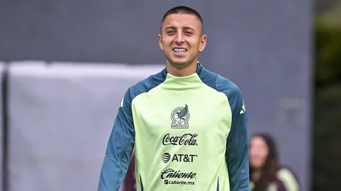 El mediocampista mexicano siempre ha sido un objeto de deseo para el cuadro cementero desde que selló su salida a las Chivas.