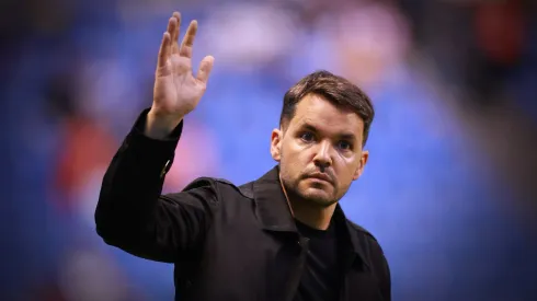 Nicolás Larcamón se despidió de Necaxa y se prepara para asumir en Cruz Azul.