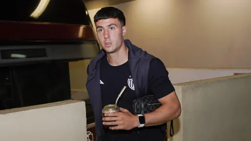 El conjunto de Los Rayos se despidió de Nicolás Larcamón el mismo día en que presentaron a Fernando Gago como su nuevo entrenador.