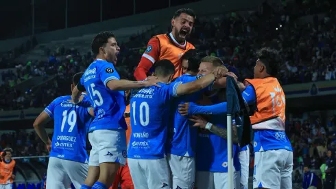 Varios futbolistas de La Máquina reportaron bajo las órdenes de Larcamón este miércoles.