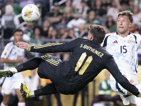 Giménez explota contra el juez que le anuló el gol en Copa Oro