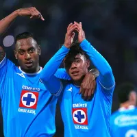 Adrián Esparza da pistas sobre el futuro de Amaury Morales en Cruz Azul