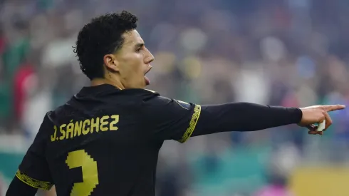 Jorge Sánchez se lesionó con la Selección Mexicana.