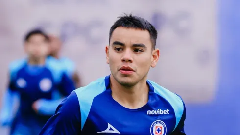 Charly Rodríguez salió del XI inicial a última hora.