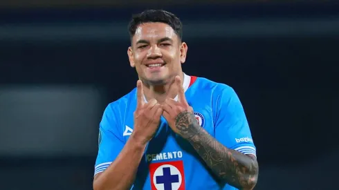 Cruz Azul estaría negociando con León por Gabriel Fernández