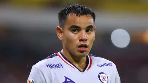 El mediocampista de los cementeros compareció ante los medios de comunicación junto a Nicolás Larcamón.