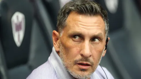 El ex jugador de los cementeros no aguantó que pusieran en duda la honestidad de los futbolistas del equipo.