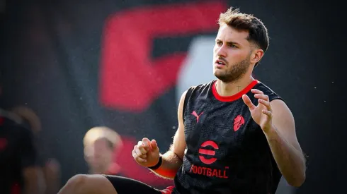 El Chaquito volvió a los trabajos con el Milan de cara a una nueva campaña.