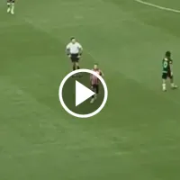 El Piojo Alvarado vivió un momento tenso en Chivas: afición pide a Iván Alonso traerlo a Cruz Azul